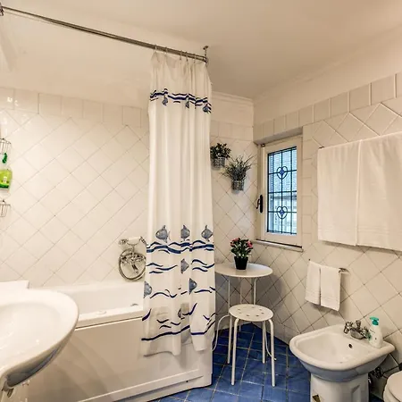 Cancello - Charme Holidays Rome